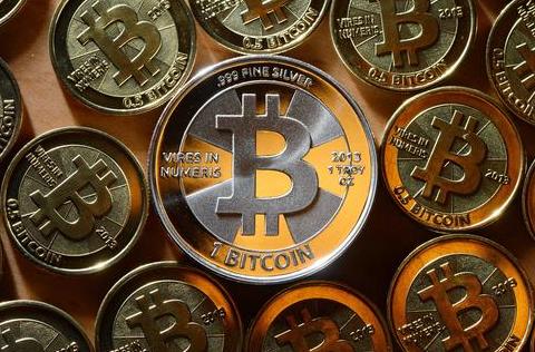 Khám Phá Blockchain: Cơ Sở Dữ Liệu Phi Tập Trung Của Bitcoin